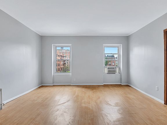 5th image of 152 Montague St #4B