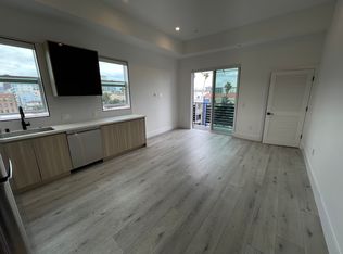 914 S Catalina St, Los Angeles, CA 90006