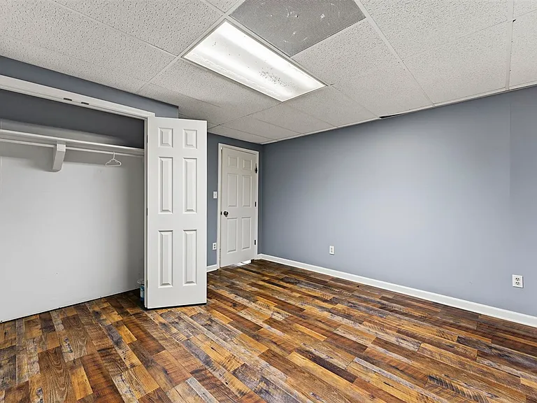 168 Halfway Rd — Photo 34