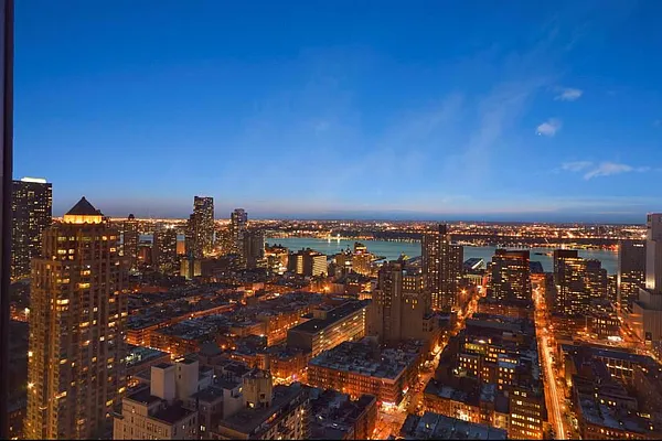 Sold by Corcoran | media 6