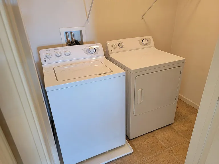 53 Michael Ln #8 — Photo 18