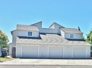 190 Sky Pl APT 1, Manteca, CA 95336