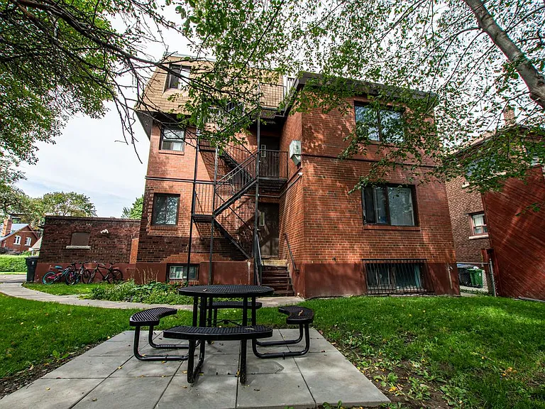 5 Glenavon Rd #B5 — Photo 18