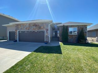 7311 Rachel Rd, Lincoln, NE 68516