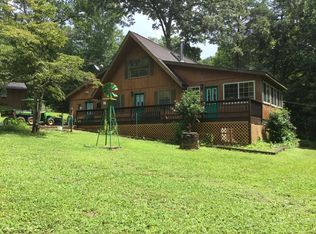 689 McNeices Ridge Rd, Crossville, TN 38572