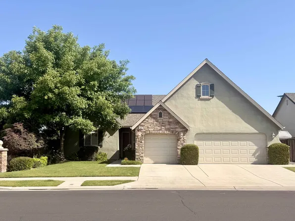 481 W Warwick Ave, Clovis, CA 93619