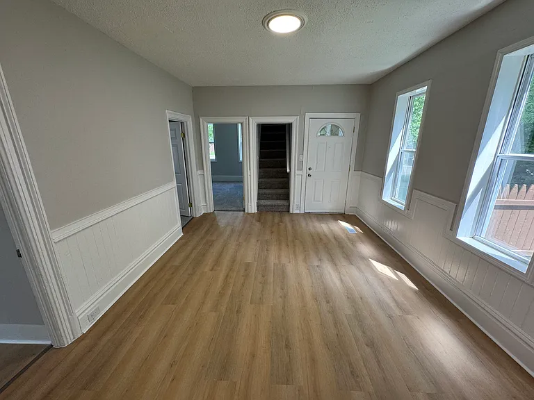 1235 Quarry Ave NW — Photo 6