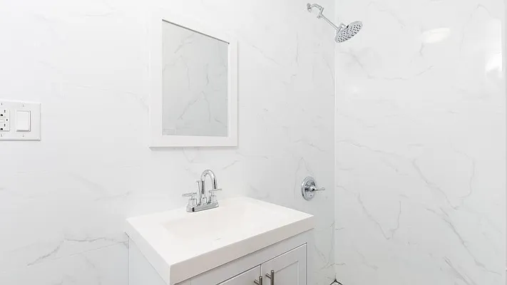 Rented by Nooklyn NYC LLC | media 44