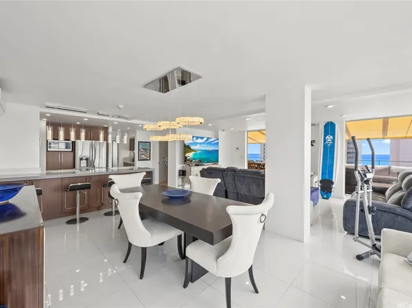 1720 Ala Moana Blvd #1506/1507A, Honolulu, HI 96815