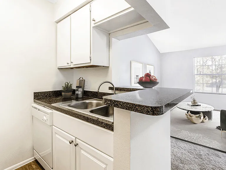 Milana Reserve Apartment Homes — Photo 41