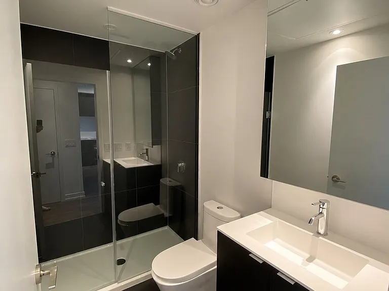 20 Edward St #1411 — Photo 3