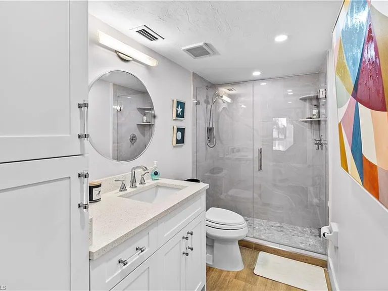 377 Vanderbilt Beach Rd #102 — Photo 2