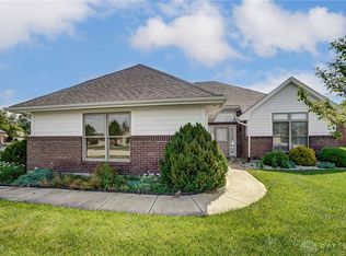 27 Juniper Ct, Springboro, OH 45066
