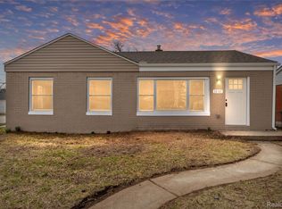 26707 Alger Blvd, Madison Heights, MI