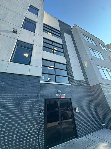186 Lafayette St Photo 1