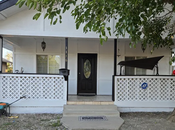 1116 E 9th St, Pueblo, CO 81001