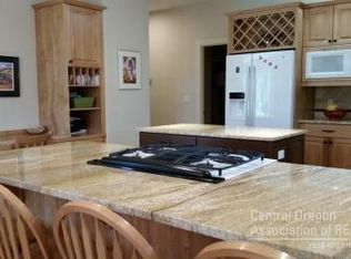 3172 NW Quiet River Ln, Bend, OR 97703