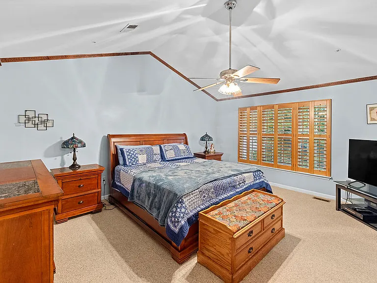 5714 Silk Tree Dr — Photo 29