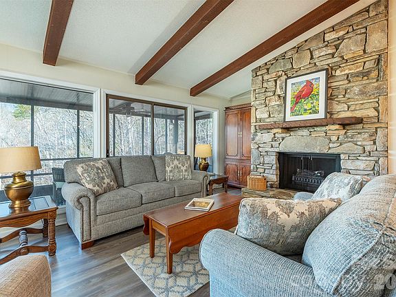5th image of 145 White Pine Dr