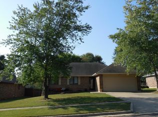 2960 W Buena Vista St, Springfield, MO 65810