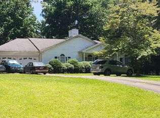 90 Hedgewood Ln, Dawsonville, GA 30534