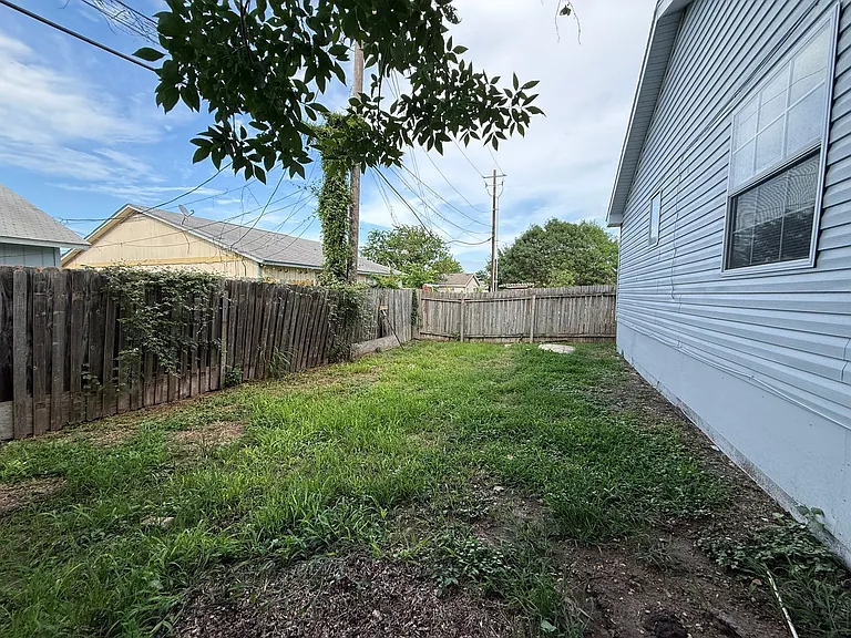 4420 Magin Meadow Dr — Photo 17