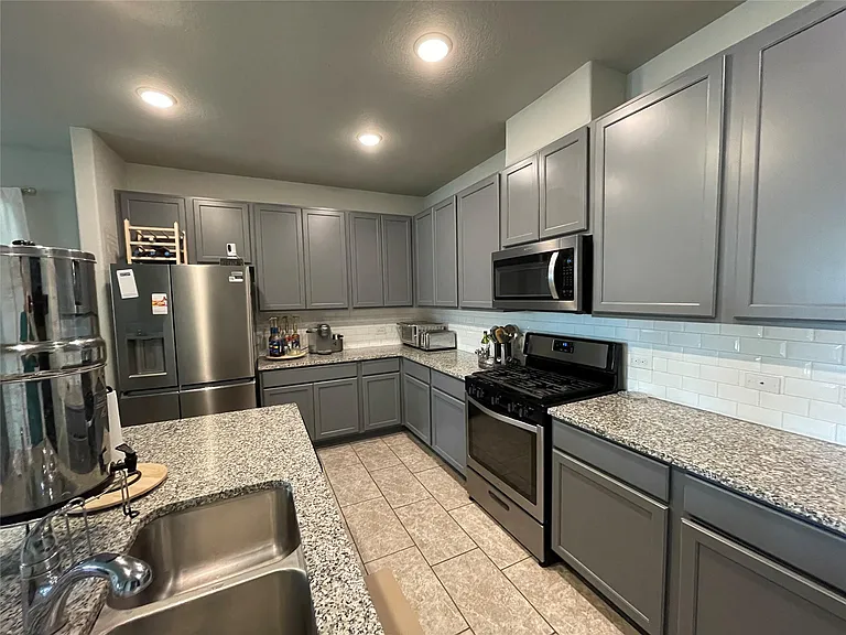 25511 Northpark Lake Dr — Photo 20