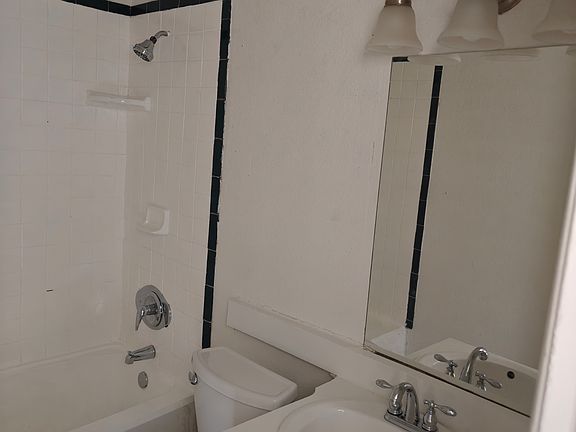 5th image of 3646 N 67th Ave