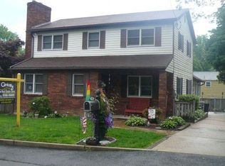 2108 Ferncroft Ave, Upper Chichester, PA 19061