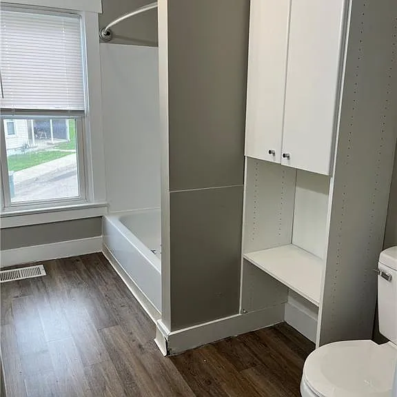 2132 Wayne Ave — Photo 19