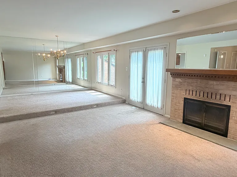 15 Treaty Dr — Photo 6