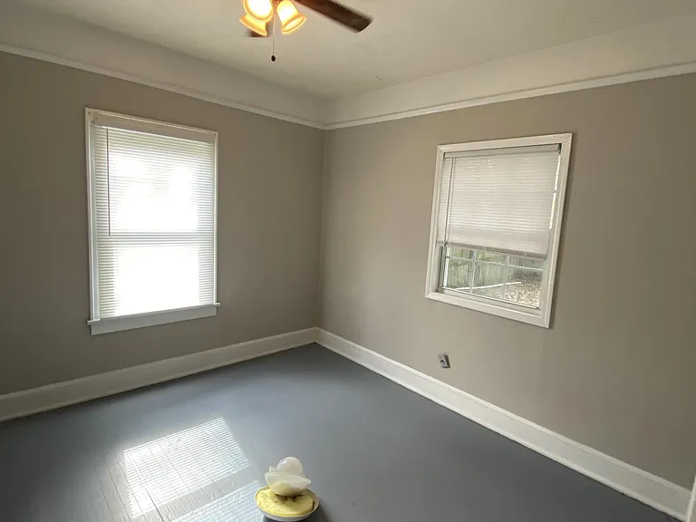 7140 Buffalo Ave — Photo 4
