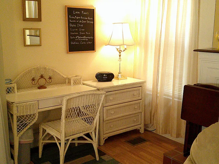 422A W New York Ave — Photo 25