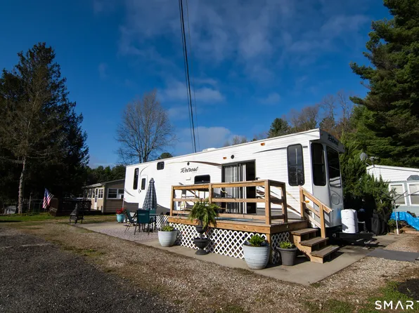 69 Meadowside Road, Woodstock, CT 06281