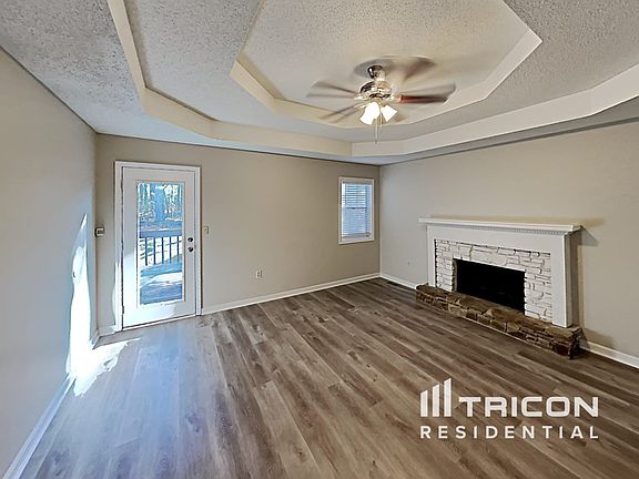 3rd image of 2711 Candler Ct SW