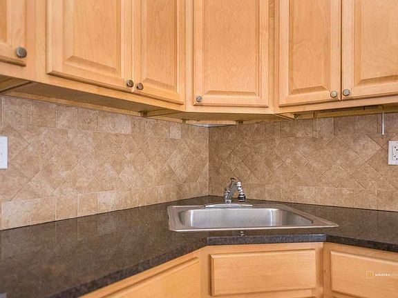 4th image of 2022 Steinway St APT 1