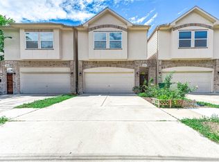 5609 Petty St #B, Houston, TX 77007
