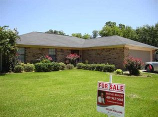 218 3rd St, Nederland, TX 77627