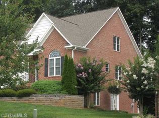 1039 Feldspar Ln, Lewisville, NC 27023