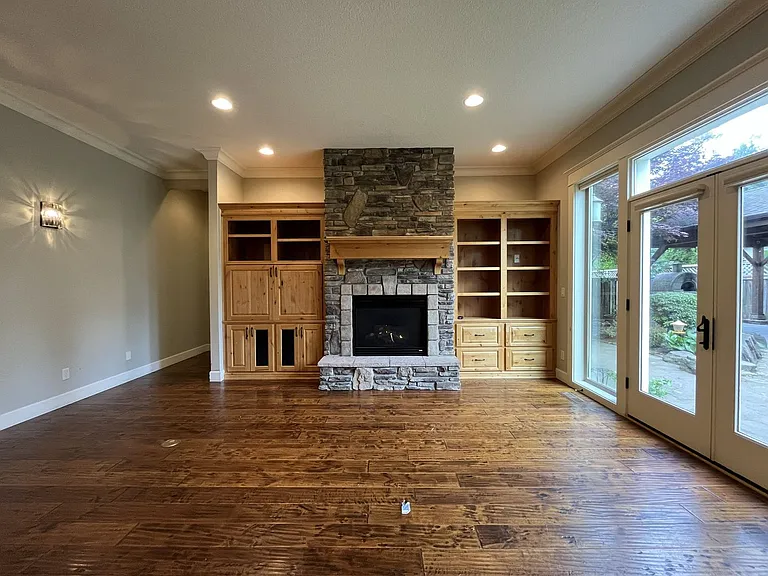 6435 McDuff Ct — Photo 19