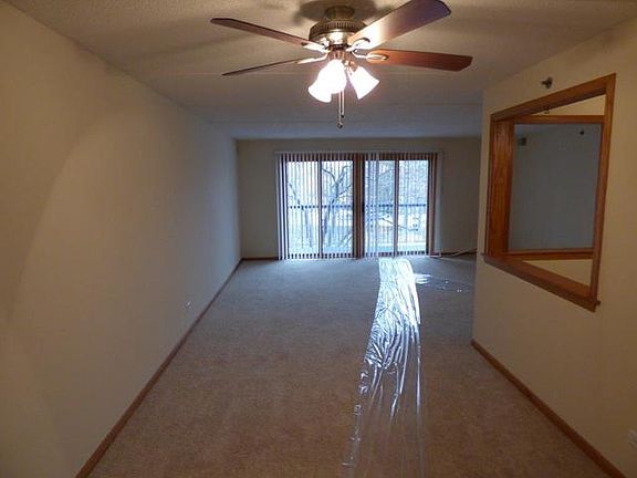 5th image of 7120 N Milwaukee Ave APT 202