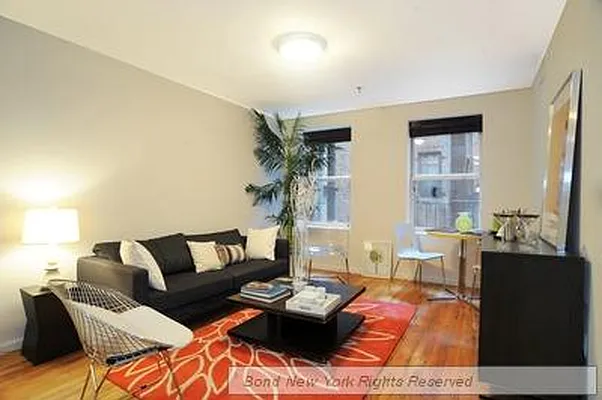 Rented by Bond New York | media 50