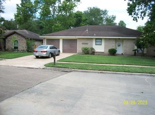 1302 El Rancho Dr, Baytown, TX 77521