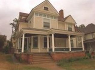 526 Paris Ave SE, Grand Rapids, MI 49503