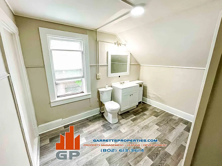 40 1st St #3 — Photo 3