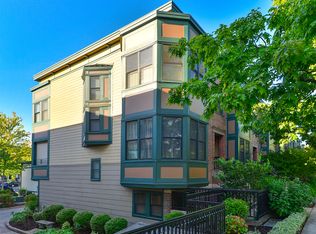 6196 NE Brighton St, Hillsboro, OR 97124