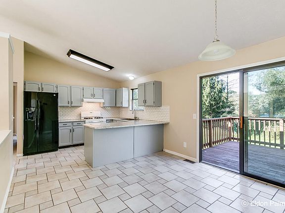 3rd image of 6109 Samrick Ave NE