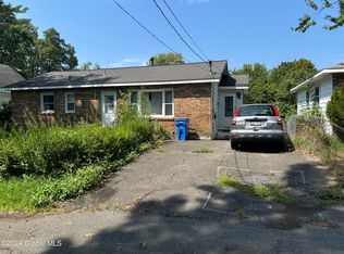 8 Silas Ave, Albany, NY 12205