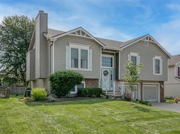 10605 N Holmes St, Kansas City, MO 64155