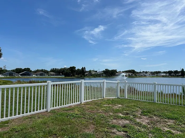 12627 Lake Vista Dr — Photo 17